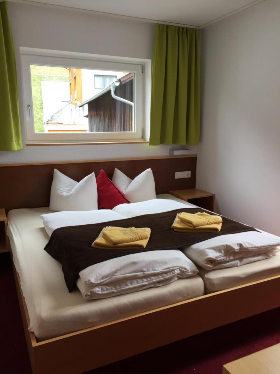 Almandin Apartments Ischgl Extérieur photo